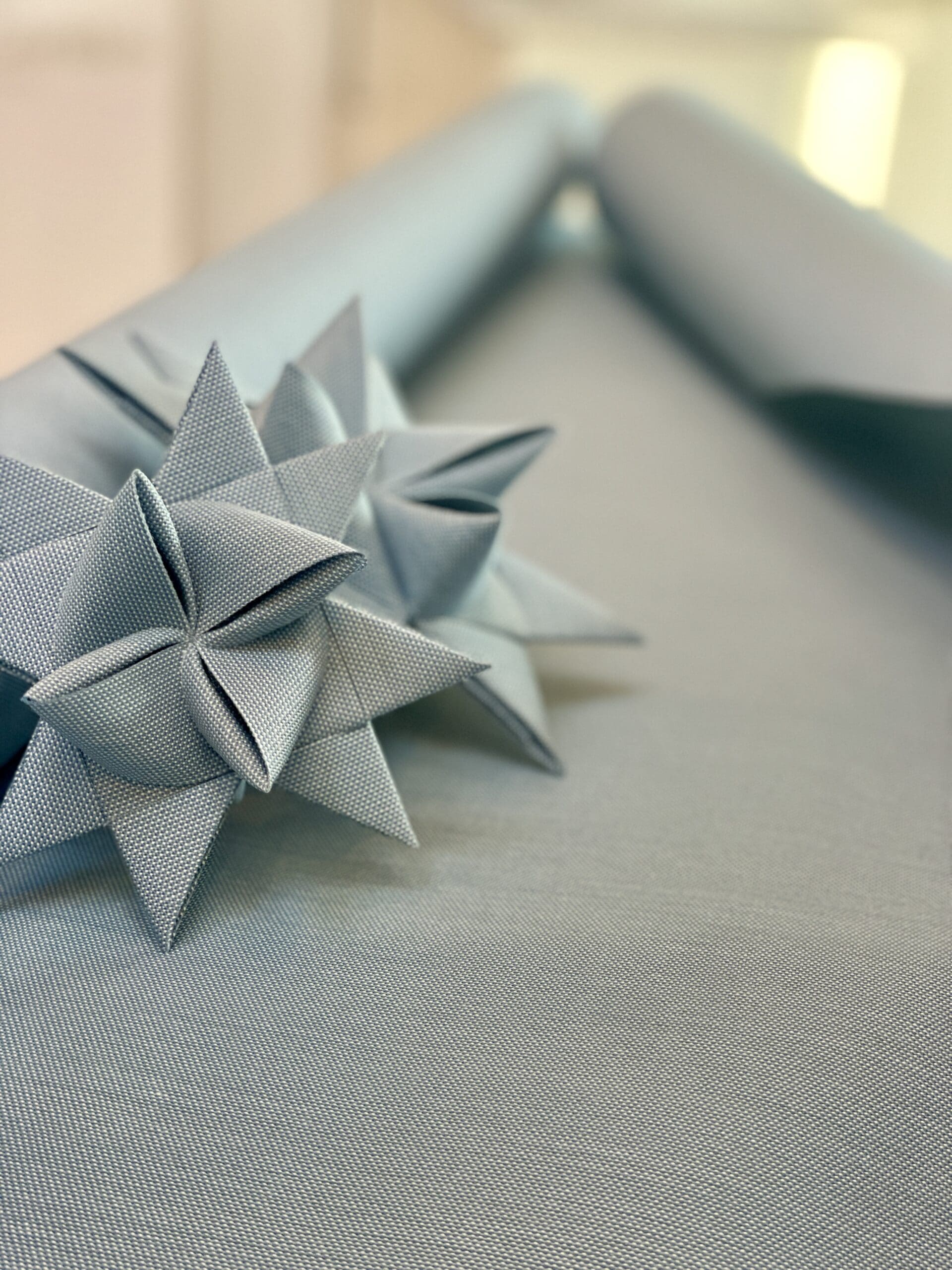 Håndlavet detalje og stofstruktur